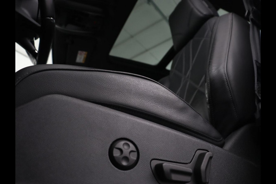 DS 7 Crossback E-Tense Rivoli | Panoramadak | Trekhaak | Leder | Stoelverwarming | Nachtzicht | Adaptive cruise | 360 Camera | Carplay | Sfeerverlichting | Navigatie | Keyless | 19'' | Memory