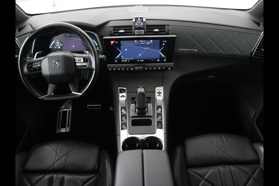 DS 7 Crossback E-Tense Rivoli | Panoramadak | Trekhaak | Leder | Stoelverwarming | Nachtzicht | Adaptive cruise | 360 Camera | Carplay | Sfeerverlichting | Navigatie | Keyless | 19'' | Memory