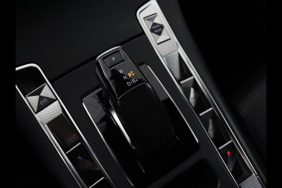 DS 7 Crossback E-Tense Rivoli | Panoramadak | Trekhaak | Leder | Stoelverwarming | Nachtzicht | Adaptive cruise | 360 Camera | Carplay | Sfeerverlichting | Navigatie | Keyless | 19'' | Memory