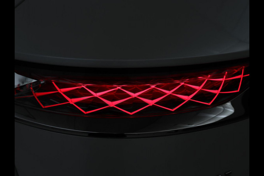 DS 7 Crossback E-Tense Rivoli | Panoramadak | Trekhaak | Leder | Stoelverwarming | Nachtzicht | Adaptive cruise | 360 Camera | Carplay | Sfeerverlichting | Navigatie | Keyless | 19'' | Memory