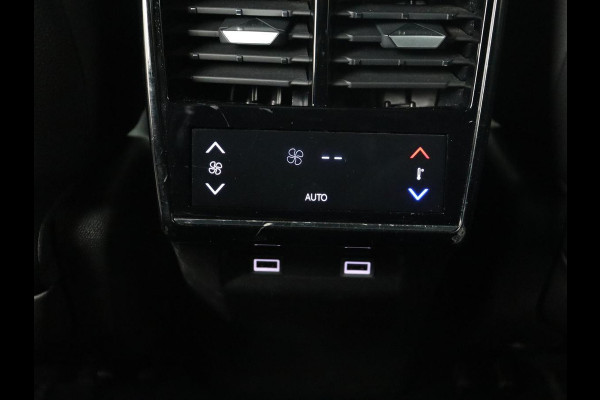 DS 7 Crossback E-Tense Rivoli | Panoramadak | Trekhaak | Leder | Stoelverwarming | Nachtzicht | Adaptive cruise | 360 Camera | Carplay | Sfeerverlichting | Navigatie | Keyless | 19'' | Memory