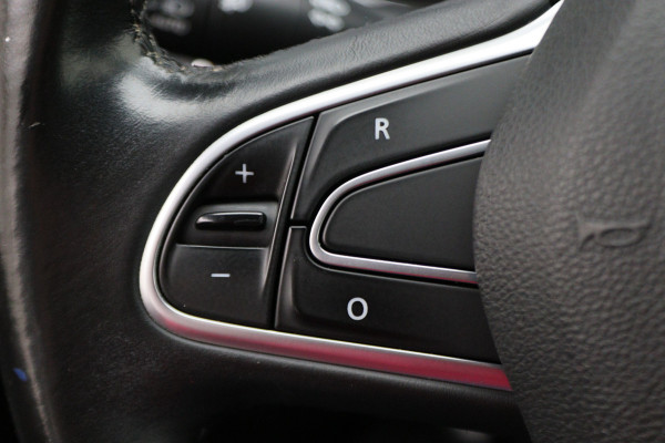 Renault Mégane 1.2 TCe Bose Bose Audio, Leder/Stof, Camera, Cruise, Navigatie, DAB, PDC, Trekhaak, 17''