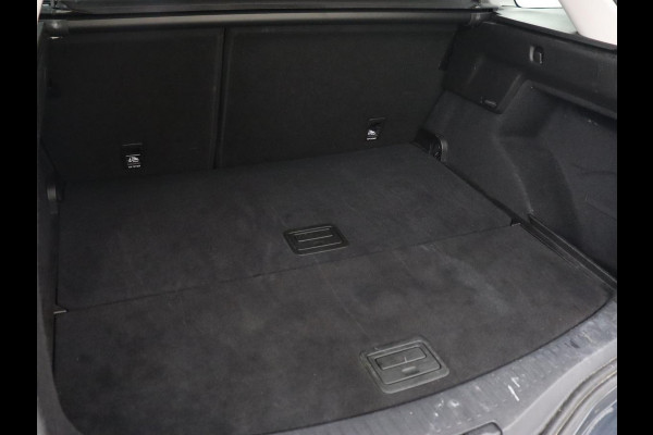 Renault Mégane 1.3 TCe Business Zen | Trekhaak | Camera | Keyless | Carplay | Navigatie | Full LED | DAB | Parkeerhulp | Climate control | Cruise control