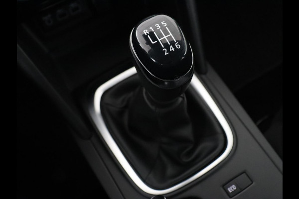 Renault Mégane 1.3 TCe Business Zen | Trekhaak | Camera | Keyless | Carplay | Navigatie | Full LED | DAB | Parkeerhulp | Climate control | Cruise control