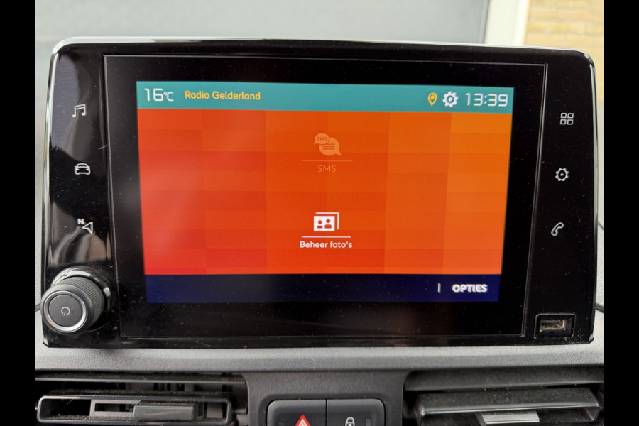 Citroën Berlingo 1.6 100PK EURO 6 BlueHDI Driver CarPlay/trekhaak/achteruitrijcamera
