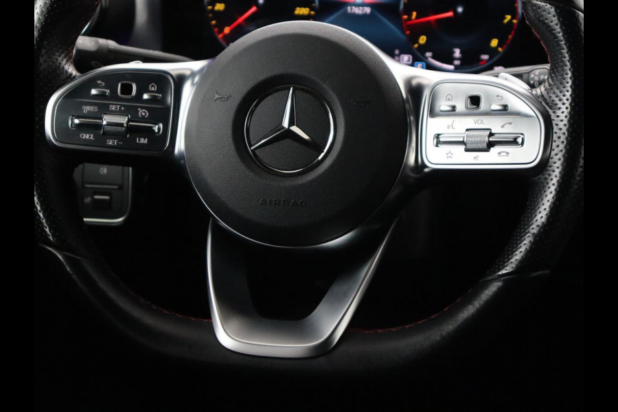 Mercedes-Benz A-Klasse 180 AMG | Panoramadak | Matrix LED | Sfeerverlichting | Keyless | Camera | Carplay | Leder/Alcantara | Memory | Keyless | Widescreen | Mercedes-Benz A-Klasse 180 AMG | Panoramadak | Matrix LED | Sfeerverlichting | Keyless | Camera | Carplay | Leder/Alcantara | Memory | Keyless | Widescreen |