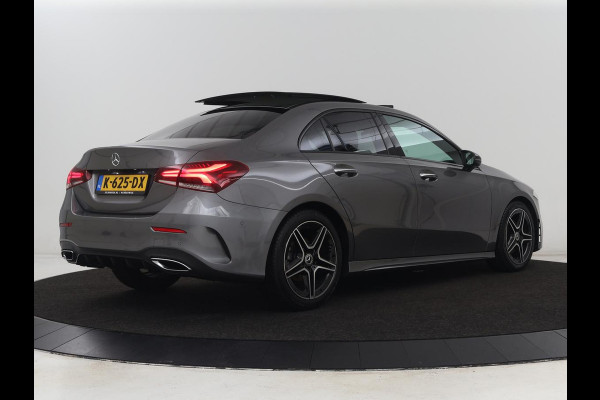 Mercedes-Benz A-Klasse 180 AMG | Panoramadak | Matrix LED | Sfeerverlichting | Keyless | Camera | Carplay | Leder/Alcantara | Memory | Keyless | Widescreen | Mercedes-Benz A-Klasse 180 AMG | Panoramadak | Matrix LED | Sfeerverlichting | Keyless | Camera | Carplay | Leder/Alcantara | Memory | Keyless | Widescreen |
