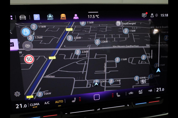 Volkswagen Golf 1.5 eTSI 50 Jahre Edition 150 pk Automaat (DSG) | Navigatie | Panoramadak | Parkeersensoren (Park assist)  | Achteruitrijcamera | Matrix LED koplampen | Stoelverwarming | Volkswagen Golf 1.5 eTSI 50 Jahre Edition 150 pk Automaat (DSG) | Navigatie | Panoramadak | Parkeersensoren (Park assist)  | Achteruitrijcamera | Matrix LED koplampen | Stoelverwarming |