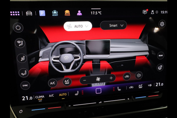 Volkswagen Golf 1.5 eTSI 50 Jahre Edition 150 pk Automaat (DSG) | Navigatie | Panoramadak | Parkeersensoren (Park assist)  | Achteruitrijcamera | Matrix LED koplampen | Stoelverwarming | Volkswagen Golf 1.5 eTSI 50 Jahre Edition 150 pk Automaat (DSG) | Navigatie | Panoramadak | Parkeersensoren (Park assist)  | Achteruitrijcamera | Matrix LED koplampen | Stoelverwarming |