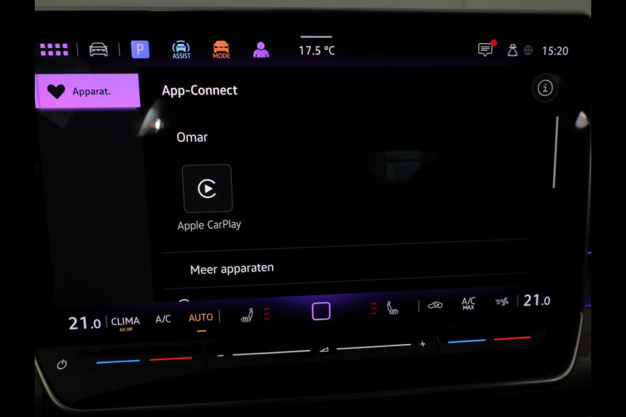 Volkswagen Golf 1.5 eTSI 50 Jahre Edition 150 pk Automaat (DSG) | Navigatie | Panoramadak | Parkeersensoren (Park assist)  | Achteruitrijcamera | Matrix LED koplampen | Stoelverwarming | Volkswagen Golf 1.5 eTSI 50 Jahre Edition 150 pk Automaat (DSG) | Navigatie | Panoramadak | Parkeersensoren (Park assist)  | Achteruitrijcamera | Matrix LED koplampen | Stoelverwarming |