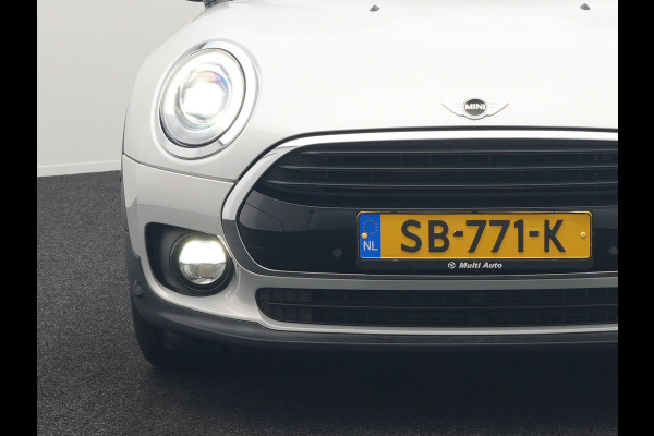 MINI Clubman 1.5 Cooper Chili Handgeschakeld 136pk | Panodak | Harman & Kardon | Apple Carplay | Lederen Sportstoelen | Navigatie | Cruise Control | Sportstuur | MINI Clubman 1.5 Cooper Chili Handgeschakeld 136pk | Panodak | Harman & Kardon | Apple Carplay | Lederen Sportstoelen | Navigatie | Cruise Control | Sportstuur |