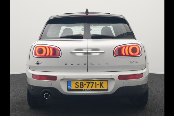MINI Clubman 1.5 Cooper Chili Handgeschakeld 136pk | Panodak | Harman & Kardon | Apple Carplay | Lederen Sportstoelen | Navigatie | Cruise Control | Sportstuur | MINI Clubman 1.5 Cooper Chili Handgeschakeld 136pk | Panodak | Harman & Kardon | Apple Carplay | Lederen Sportstoelen | Navigatie | Cruise Control | Sportstuur |