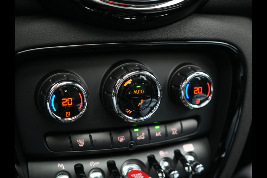 MINI Clubman 1.5 Cooper Chili Handgeschakeld 136pk | Panodak | Harman & Kardon | Apple Carplay | Lederen Sportstoelen | Navigatie | Cruise Control | Sportstuur | MINI Clubman 1.5 Cooper Chili Handgeschakeld 136pk | Panodak | Harman & Kardon | Apple Carplay | Lederen Sportstoelen | Navigatie | Cruise Control | Sportstuur |