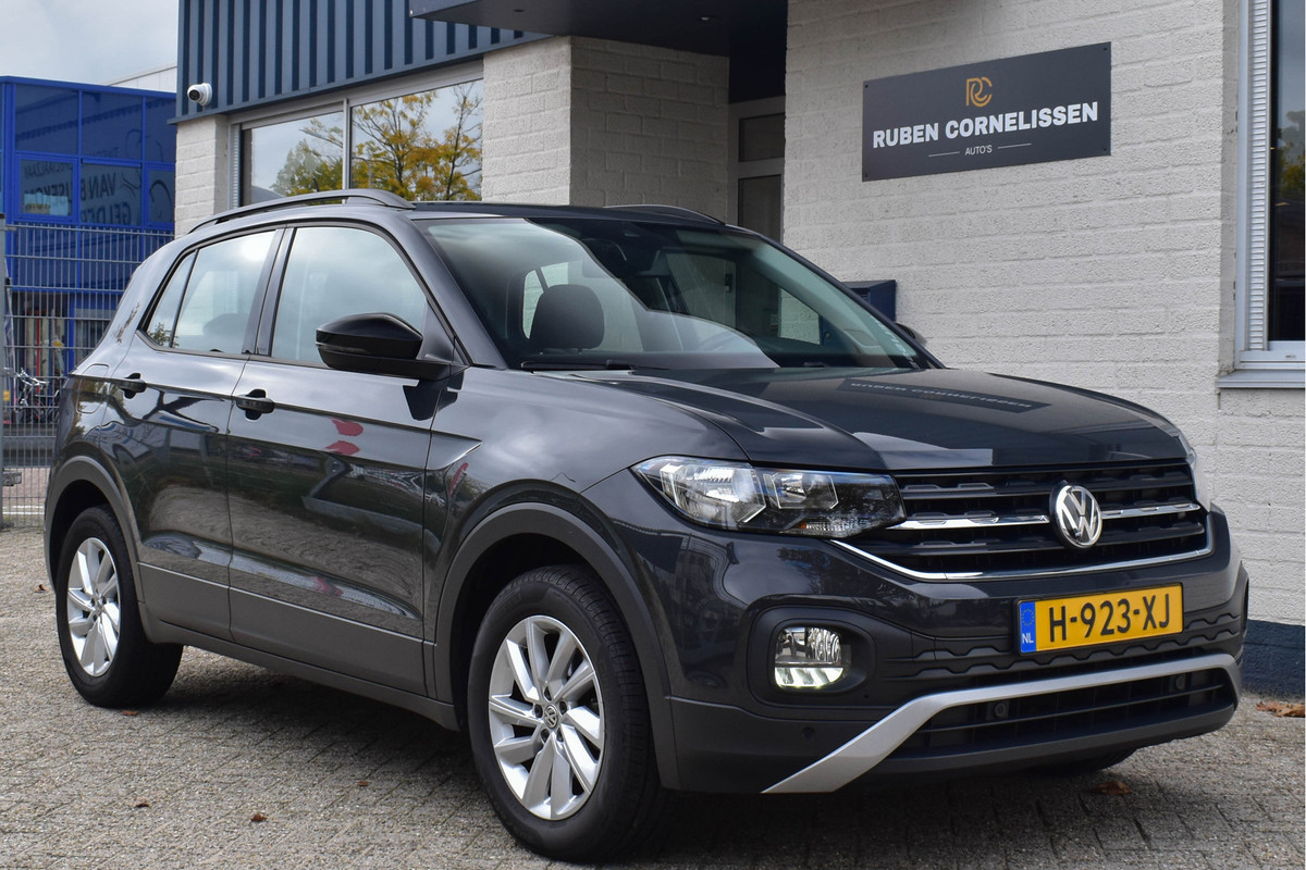 Volkswagen T-Cross 1.0 TSI Life Business | ACC | Carplay | Navi | Clima | Blind Spot | Parkeersensoren Volkswagen T-Cross 1.0 TSI Life Business | ACC | Carplay | Navi | Clima | Blind Spot | Parkeersensoren