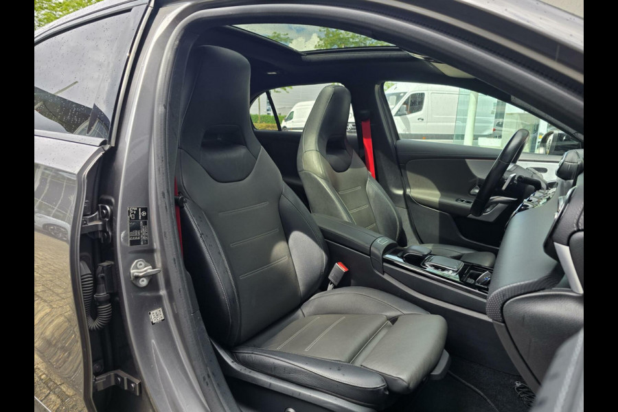 Mercedes-Benz A-Klasse 200 Premium Plus|NL AUTO!|AMG|PANO|MEMORY Mercedes-Benz A-Klasse 200 Premium Plus|NL AUTO!|AMG|PANO|MEMORY
