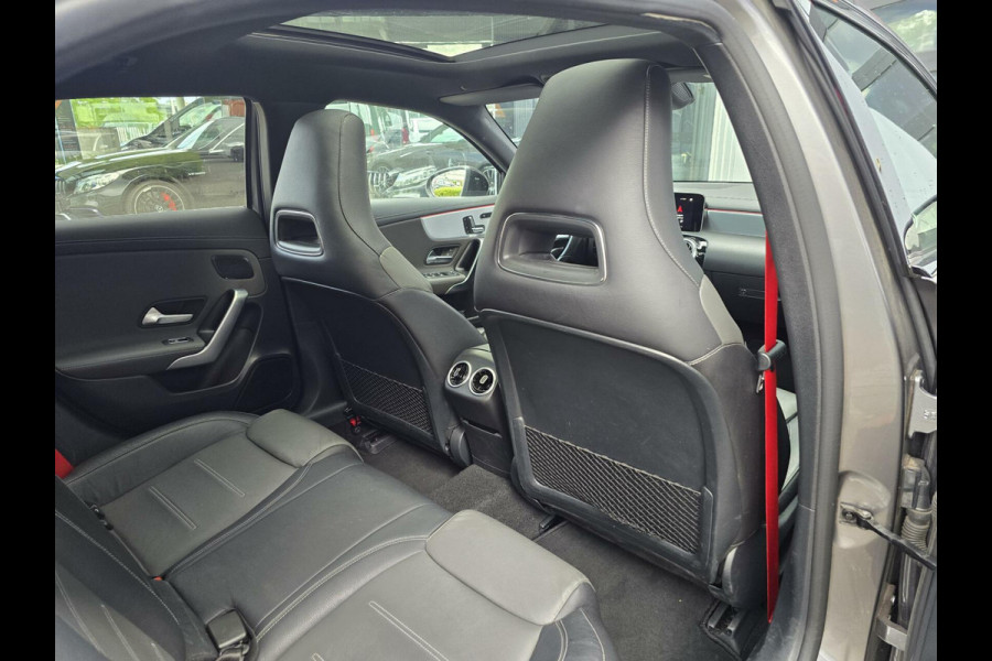 Mercedes-Benz A-Klasse 200 Premium Plus|NL AUTO!|AMG|PANO|MEMORY Mercedes-Benz A-Klasse 200 Premium Plus|NL AUTO!|AMG|PANO|MEMORY