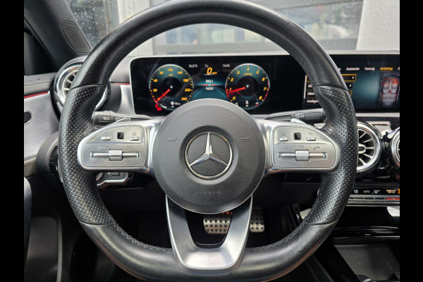 Mercedes-Benz A-Klasse 200 Premium Plus|NL AUTO!|AMG|PANO|MEMORY Mercedes-Benz A-Klasse 200 Premium Plus|NL AUTO!|AMG|PANO|MEMORY