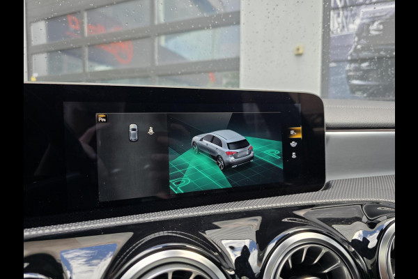 Mercedes-Benz A-Klasse 200 Premium Plus|NL AUTO!|AMG|PANO|MEMORY Mercedes-Benz A-Klasse 200 Premium Plus|NL AUTO!|AMG|PANO|MEMORY