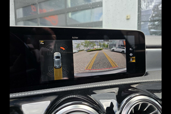 Mercedes-Benz A-Klasse 200 Premium Plus|NL AUTO!|AMG|PANO|MEMORY Mercedes-Benz A-Klasse 200 Premium Plus|NL AUTO!|AMG|PANO|MEMORY