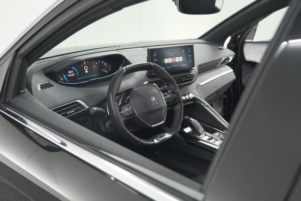 Peugeot 3008 1.6 PureTech 180 GT | Panoramadak | Adaptieve Cruise Control | Elektrische Kofferklep | Pack Leder Peugeot 3008 1.6 PureTech 180 GT | Panoramadak | Adaptieve Cruise Control | Elektrische Kofferklep | Pack Leder