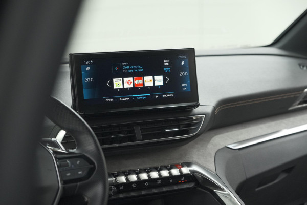 Peugeot 3008 1.6 PureTech 180 GT | Panoramadak | Adaptieve Cruise Control | Elektrische Kofferklep | Pack Leder Peugeot 3008 1.6 PureTech 180 GT | Panoramadak | Adaptieve Cruise Control | Elektrische Kofferklep | Pack Leder