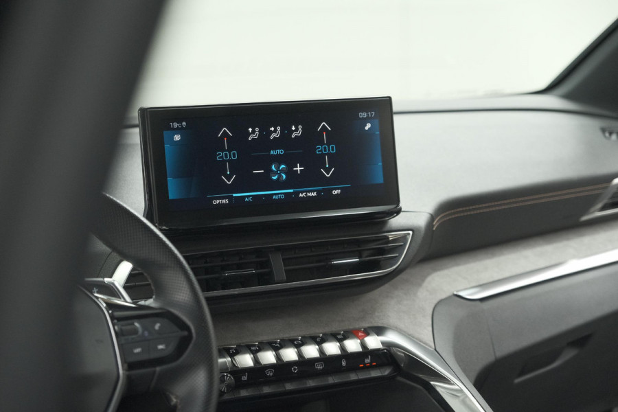 Peugeot 3008 1.6 PureTech 180 GT | Panoramadak | Adaptieve Cruise Control | Elektrische Kofferklep | Pack Leder Peugeot 3008 1.6 PureTech 180 GT | Panoramadak | Adaptieve Cruise Control | Elektrische Kofferklep | Pack Leder