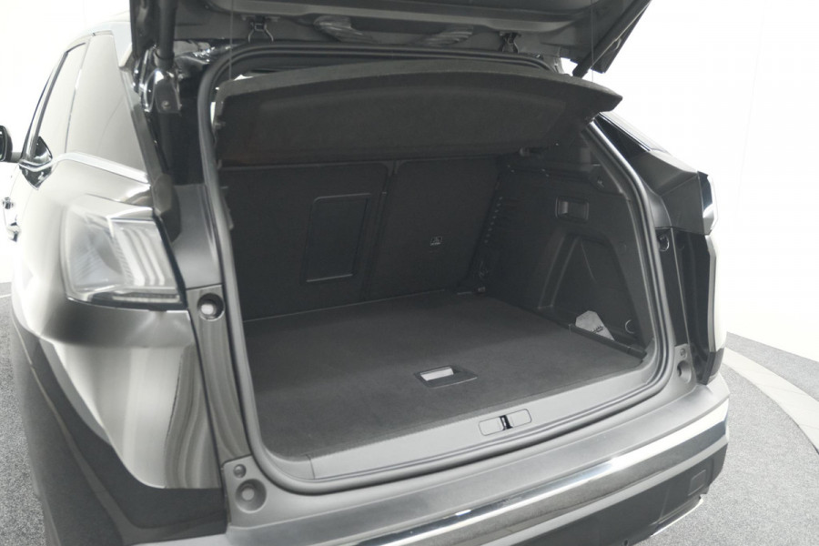 Peugeot 3008 1.6 PureTech 180 GT | Panoramadak | Adaptieve Cruise Control | Elektrische Kofferklep | Pack Leder Peugeot 3008 1.6 PureTech 180 GT | Panoramadak | Adaptieve Cruise Control | Elektrische Kofferklep | Pack Leder