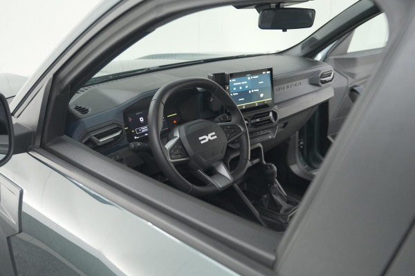 Dacia Duster Mild Hybrid 130 Expression | Camera | Stoelverwarming | Apple Carplay | Navigatie Dacia Duster Mild Hybrid 130 Expression | Camera | Stoelverwarming | Apple Carplay | Navigatie