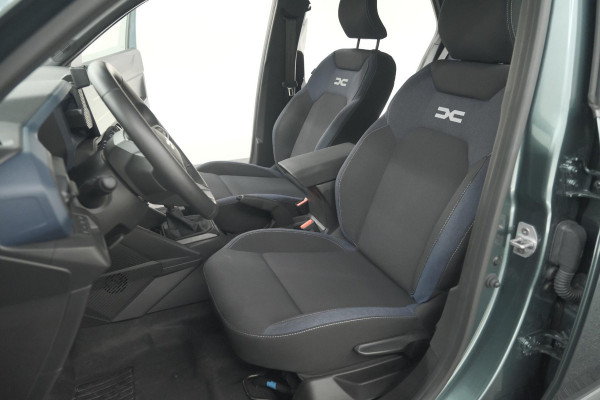 Dacia Duster Mild Hybrid 130 Expression | Camera | Stoelverwarming | Apple Carplay | Navigatie Dacia Duster Mild Hybrid 130 Expression | Camera | Stoelverwarming | Apple Carplay | Navigatie