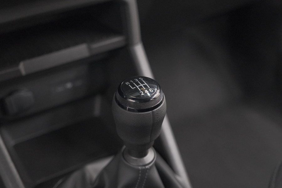 Dacia Duster Mild Hybrid 130 Expression | Camera | Stoelverwarming | Apple Carplay | Navigatie Dacia Duster Mild Hybrid 130 Expression | Camera | Stoelverwarming | Apple Carplay | Navigatie