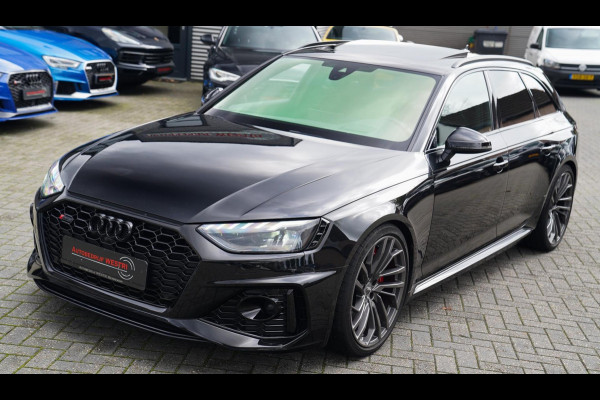 Audi RS4 Avant 2.9 TFSI RS 4 Quattro | Panorama | Bang&Olufsen | HuD | Facelift | Adaptieve Cruise | Lane Assist | Massage |450PK