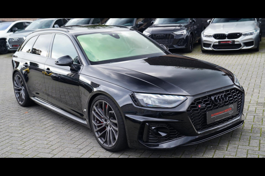Audi RS4 Avant 2.9 TFSI RS 4 Quattro | Panorama | Bang&Olufsen | HuD | Facelift | Adaptieve Cruise | Lane Assist | Massage |450PK