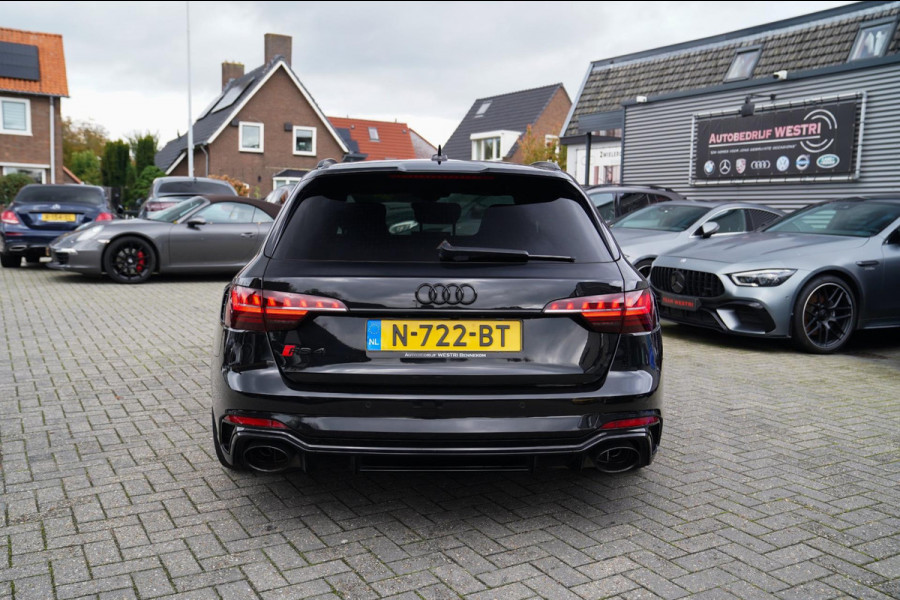 Audi RS4 Avant 2.9 TFSI RS 4 Quattro | Panorama | Bang&Olufsen | HuD | Facelift | Adaptieve Cruise | Lane Assist | Massage |450PK