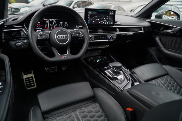 Audi RS4 Avant 2.9 TFSI RS 4 Quattro | Panorama | Bang&Olufsen | HuD | Facelift | Adaptieve Cruise | Lane Assist | Massage |450PK