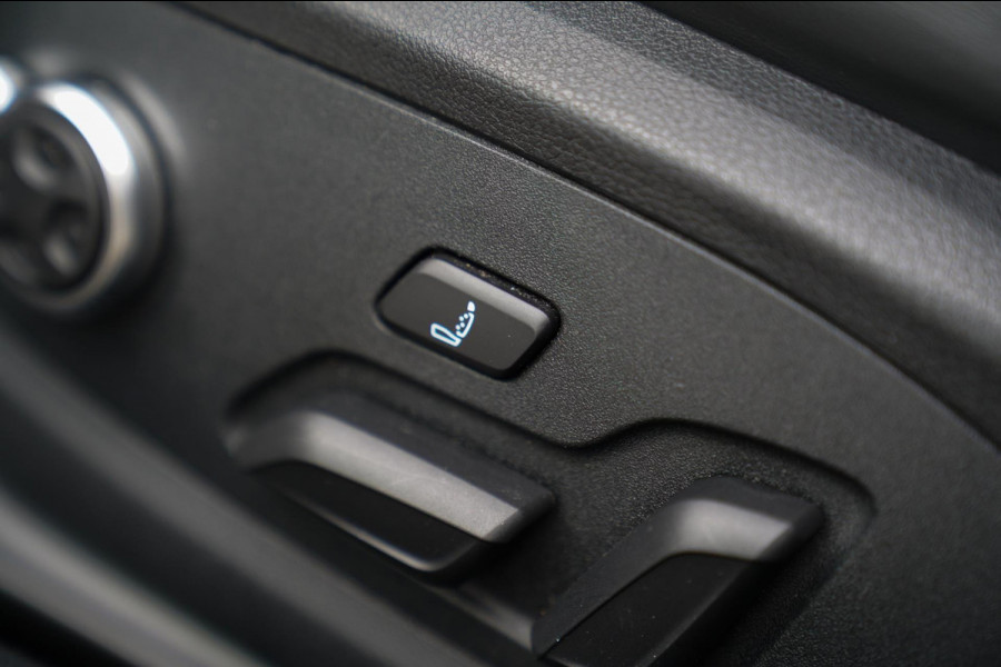 Audi RS4 Avant 2.9 TFSI RS 4 Quattro | Panorama | Bang&Olufsen | HuD | Facelift | Adaptieve Cruise | Lane Assist | Massage |450PK