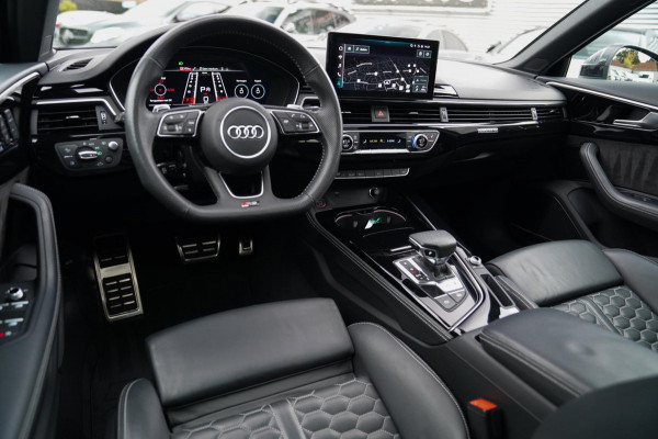 Audi RS4 Avant 2.9 TFSI RS 4 Quattro | Panorama | Bang&Olufsen | HuD | Facelift | Adaptieve Cruise | Lane Assist | Massage |450PK
