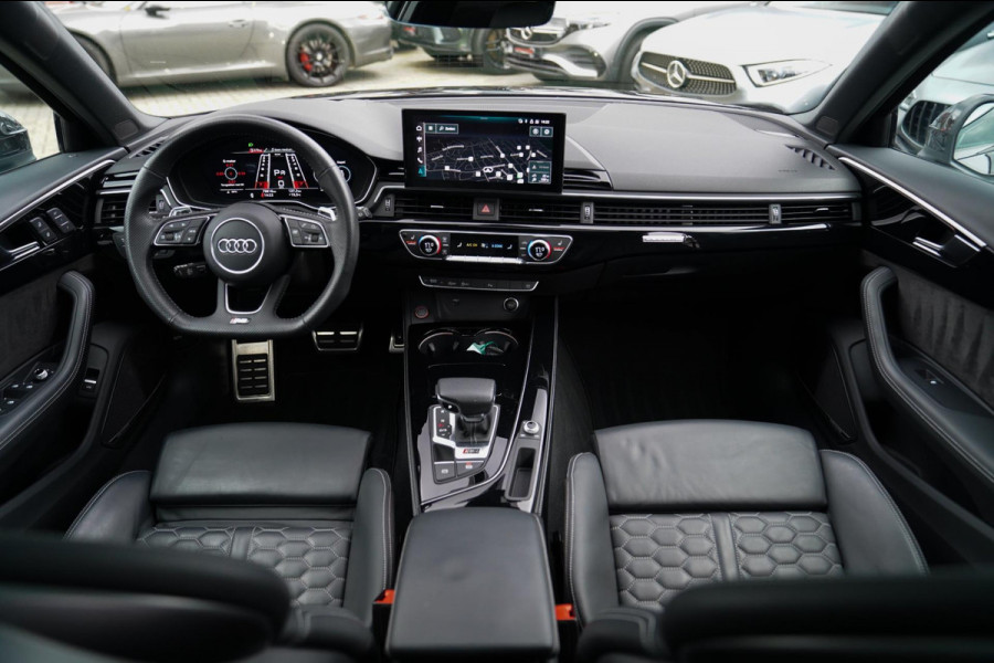 Audi RS4 Avant 2.9 TFSI RS 4 Quattro | Panorama | Bang&Olufsen | HuD | Facelift | Adaptieve Cruise | Lane Assist | Massage |450PK