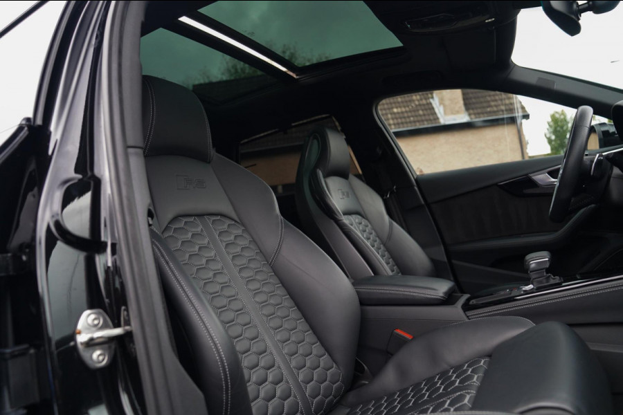 Audi RS4 Avant 2.9 TFSI RS 4 Quattro | Panorama | Bang&Olufsen | HuD | Facelift | Adaptieve Cruise | Lane Assist | Massage |450PK