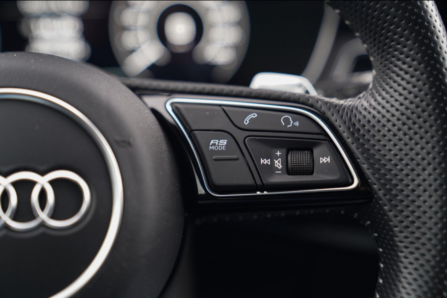 Audi RS4 Avant 2.9 TFSI RS 4 Quattro | Panorama | Bang&Olufsen | HuD | Facelift | Adaptieve Cruise | Lane Assist | Massage |450PK