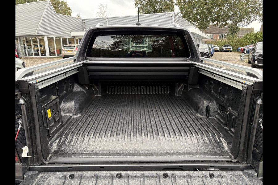 Ford Ranger 2.3 PHEV Wildtrak Double Cab | SCI |281pk | 5 persoons! | Technology Pack Plus Trailer | Cargo Area Pack | Power Rollertop | Prijs excl. BTW incl. BPM | laadkabel mode 3 16A Ford Ranger 2.3 PHEV Wildtrak Double Cab | SCI |281pk | 5 persoons! | Technology Pack Plus Trailer | Cargo Area Pack | Power Rollertop | Prijs excl. BTW incl. BPM | laadkabel mode 3 16A