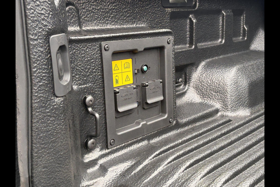 Ford Ranger 2.3 PHEV Wildtrak Double Cab | SCI |281pk | 5 persoons! | Technology Pack Plus Trailer | Cargo Area Pack | Power Rollertop | Prijs excl. BTW incl. BPM | laadkabel mode 3 16A Ford Ranger 2.3 PHEV Wildtrak Double Cab | SCI |281pk | 5 persoons! | Technology Pack Plus Trailer | Cargo Area Pack | Power Rollertop | Prijs excl. BTW incl. BPM | laadkabel mode 3 16A