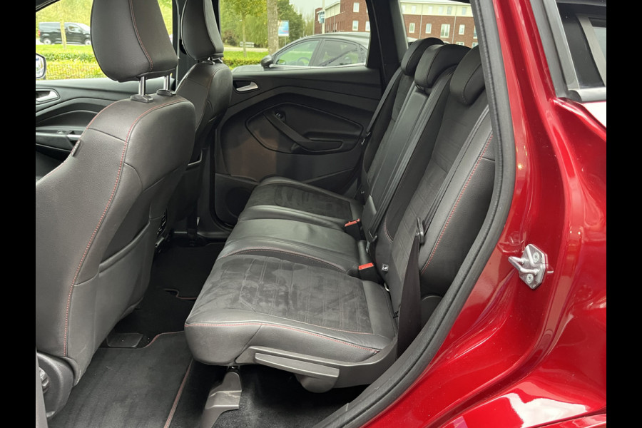 Ford Kuga 1.5 EcoBoost ST Line 150pk/110kW 6-bak | Elek. achterklep | Sony | 19'' | Bi-Xenon | Climate | Navi |