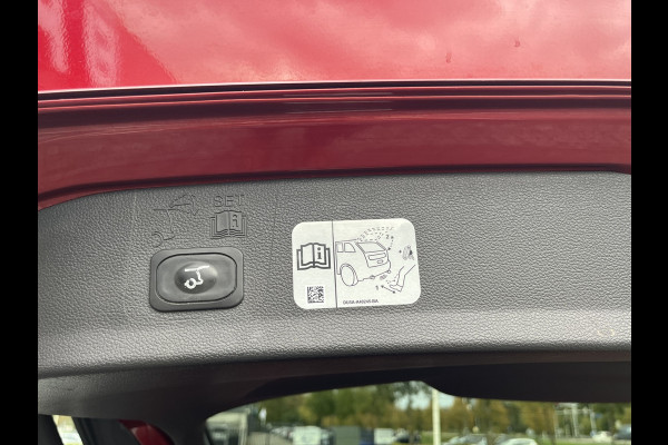 Ford Kuga 1.5 EcoBoost ST Line 150pk/110kW 6-bak | Elek. achterklep | Sony | 19'' | Bi-Xenon | Climate | Navi |