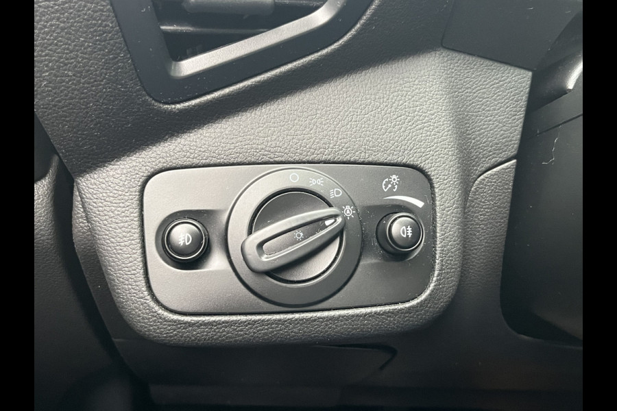 Ford Kuga 1.5 EcoBoost ST Line 150pk/110kW 6-bak | Elek. achterklep | Sony | 19'' | Bi-Xenon | Climate | Navi |