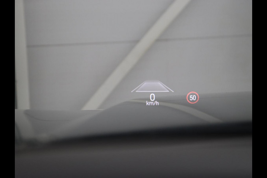 Ford Kuga 2.5 PHEV Vignale | Head-Up | Trekhaak | Adaptive cruise | Leder | 360 Camera | Stoelverwarming | Digital Cockpit | Carplay | Dodehoek detectie | Navigatie | Keyless | Achterbankverwarming | Plug In