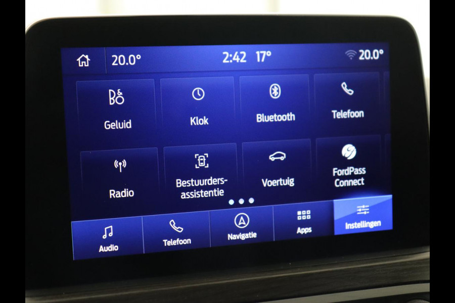 Ford Kuga 2.5 PHEV Vignale | Head-Up | Trekhaak | Adaptive cruise | Leder | 360 Camera | Stoelverwarming | Digital Cockpit | Carplay | Dodehoek detectie | Navigatie | Keyless | Achterbankverwarming | Plug In