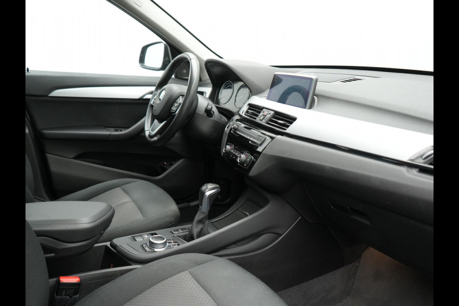 BMW X1 xDrive25e Executive Plug In Hybrid 222pk Dealer O.H PHEV | Trekhaak Afneembaar | Panodak | Adaptive Cruise | Stoelen Memory & Verwarmd |  Harman & Kardon | Apple Carplay | LED Koplampen | BMW X1 xDrive25e Executive Plug In Hybrid 222pk Dealer O.H PHEV | Trekhaak Afneembaar | Panodak | Adaptive Cruise | Stoelen Memory & Verwarmd |  Harman & Kardon | Apple Carplay | LED Koplampen |