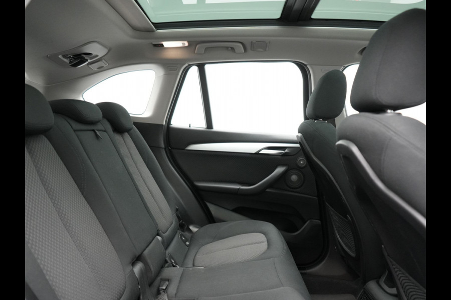 BMW X1 xDrive25e Executive Plug In Hybrid 222pk Dealer O.H PHEV | Trekhaak Afneembaar | Panodak | Adaptive Cruise | Stoelen Memory & Verwarmd |  Harman & Kardon | Apple Carplay | LED Koplampen | BMW X1 xDrive25e Executive Plug In Hybrid 222pk Dealer O.H PHEV | Trekhaak Afneembaar | Panodak | Adaptive Cruise | Stoelen Memory & Verwarmd |  Harman & Kardon | Apple Carplay | LED Koplampen |