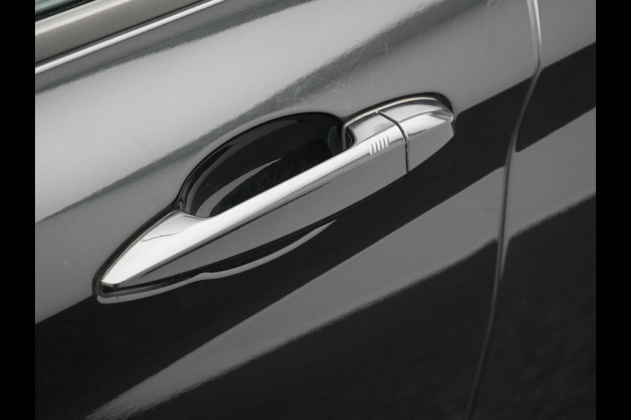 BMW X1 xDrive25e Executive Plug In Hybrid 222pk Dealer O.H PHEV | Trekhaak Afneembaar | Panodak | Adaptive Cruise | Stoelen Memory & Verwarmd |  Harman & Kardon | Apple Carplay | LED Koplampen | BMW X1 xDrive25e Executive Plug In Hybrid 222pk Dealer O.H PHEV | Trekhaak Afneembaar | Panodak | Adaptive Cruise | Stoelen Memory & Verwarmd |  Harman & Kardon | Apple Carplay | LED Koplampen |