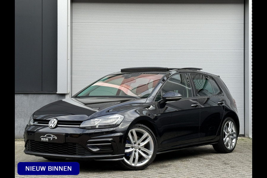 Volkswagen Golf 1.5 TSI Highline Business R | Apple Carplay | Panoramadak | ACC